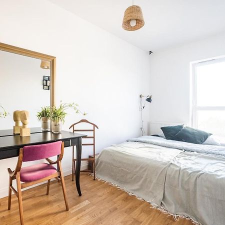 Krucza Apartment ~ Self Check-In 24H ~ Parking And Lift Вроцлав Екстериор снимка